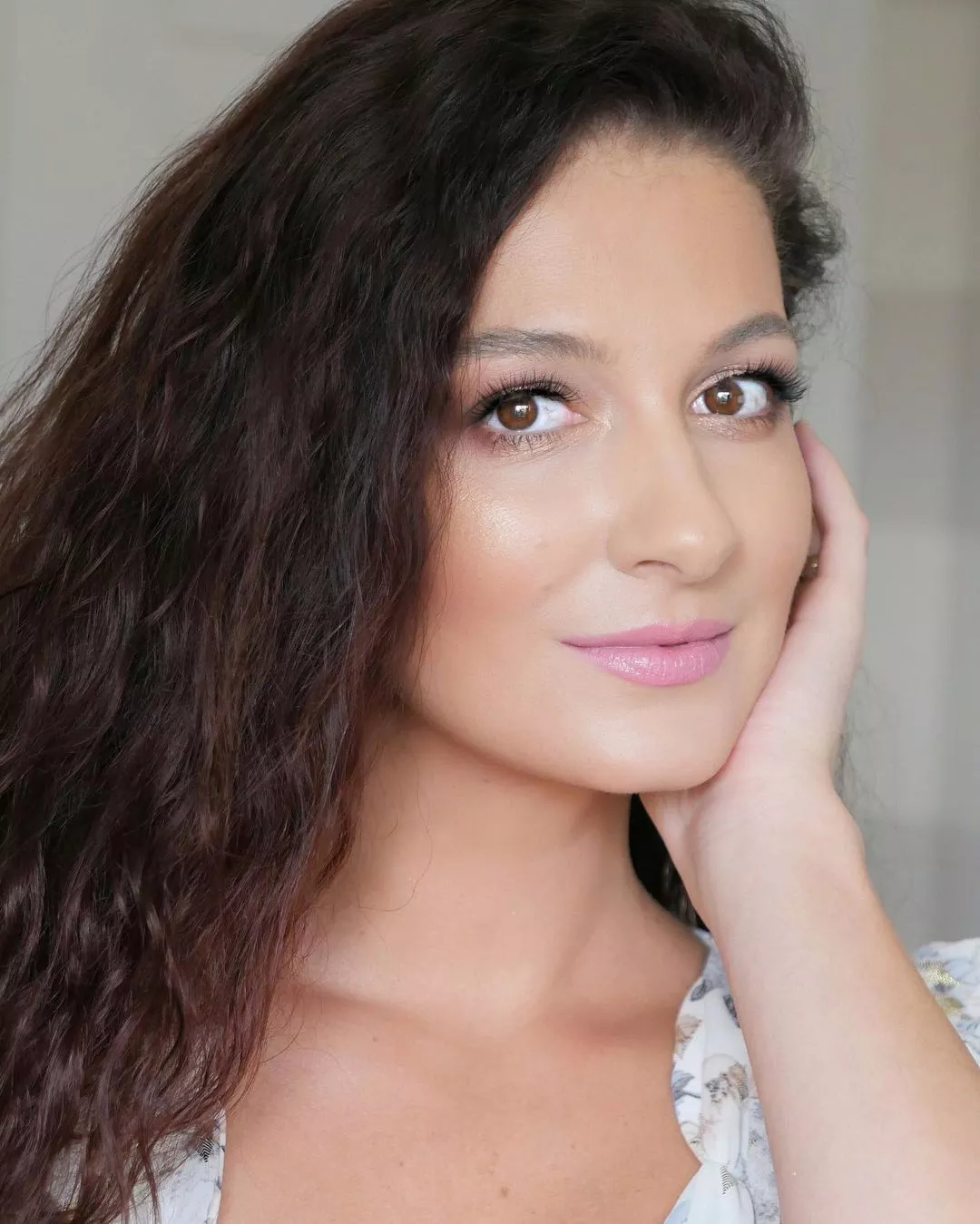 Prześliczna żona gwiazdora disco polo zachwyca swoim pięknem. Pani Gazda wygląda jak Anioł!